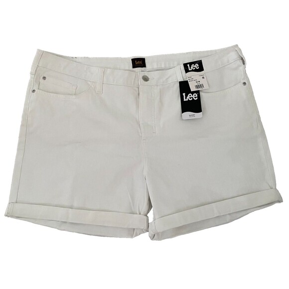 NWT Lee Shorts Mid Rise Women's Plus Size 22M White Stretch - Picture 1 of 10